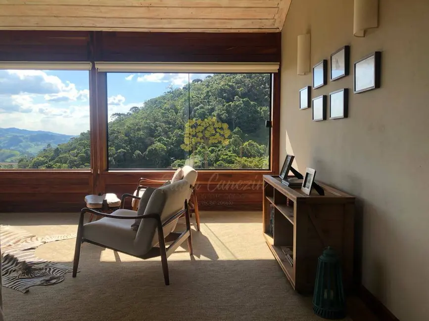 Foto 6 de Chácara com 5 quartos à venda, 350m2 em Centro, Goncalves - MG