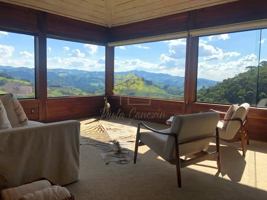 Foto 5 de Chácara com 5 quartos à venda, 350m2 em Centro, Goncalves - MG