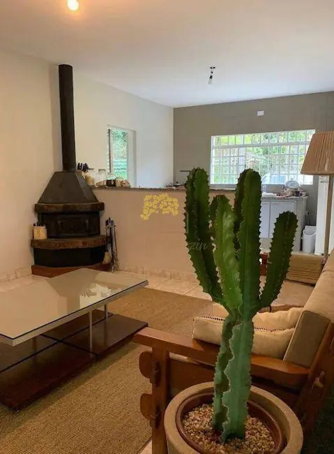 Foto 7 de Sítio / Rancho com 3 quartos à venda e para alugar, 100m2 em Sao Jose Dos Campos - SP