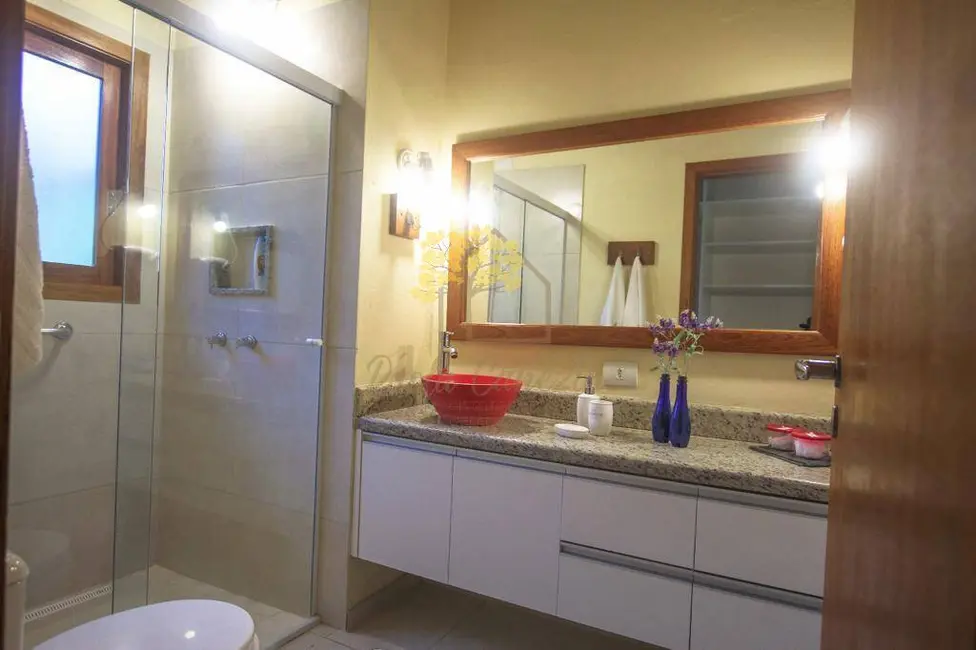 Foto 9 de Sítio / Rancho com 2 quartos à venda, 200m2 em Sao Jose Dos Campos - SP