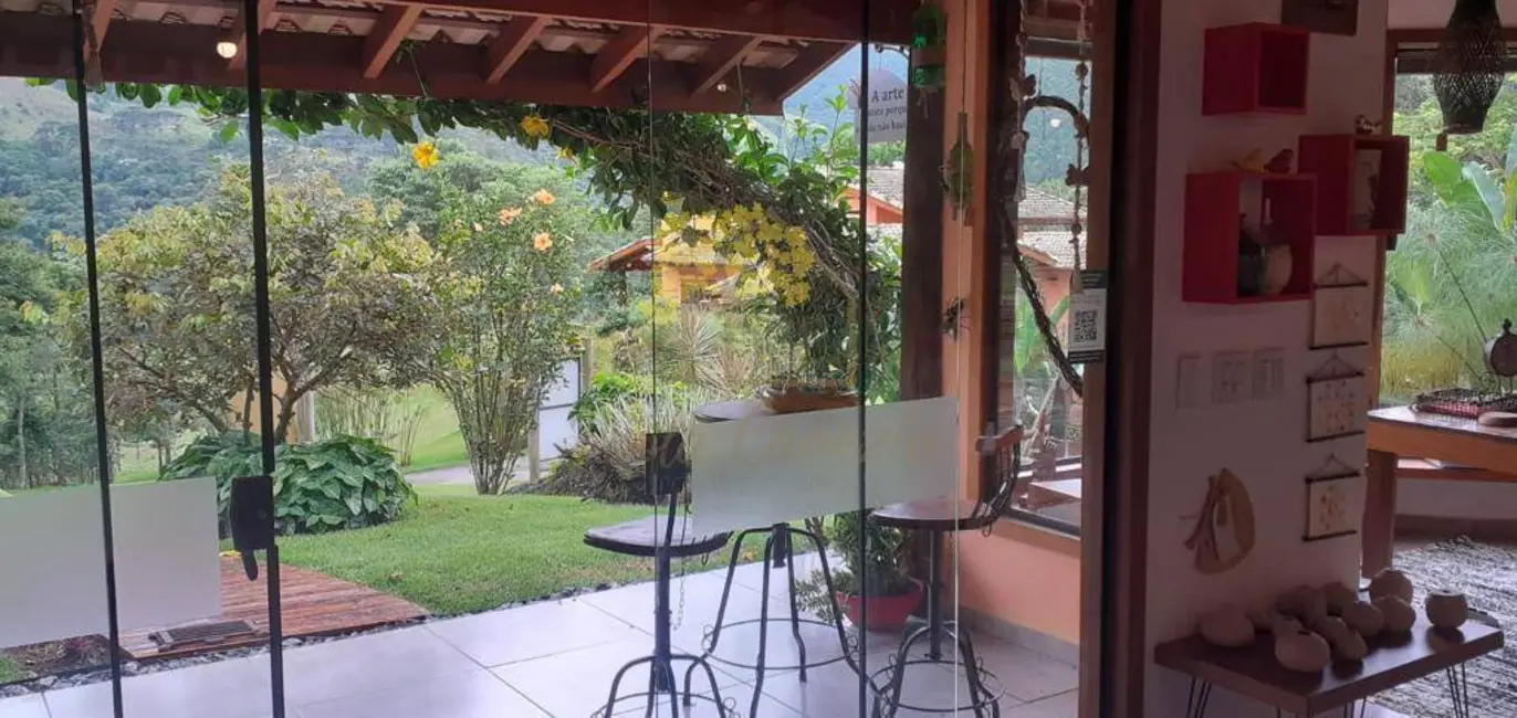 Sítio / Rancho com 3 quartos à venda, 400m2 em Sao Jose Dos Campos - SP - imagem 2 Foto 2 de Sítio / Rancho com 3 quartos à venda, 400m2 em Sao Jose Dos Campos - SP