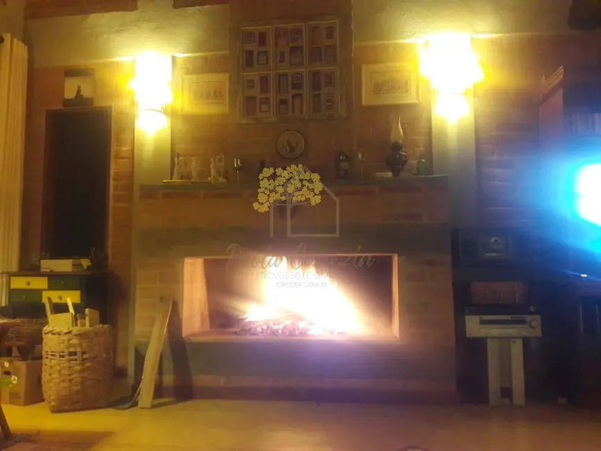 Chácara com 2 quartos à venda em Centro, Goncalves - MG - imagem 9 Foto 9 de Chácara com 2 quartos à venda em Centro, Goncalves - MG