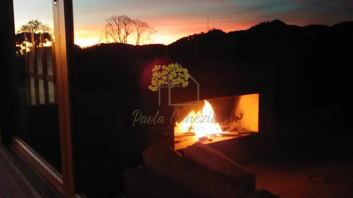 Chácara com 2 quartos à venda em Centro, Goncalves - MG - imagem 3 Foto 3 de Chácara com 2 quartos à venda em Centro, Goncalves - MG