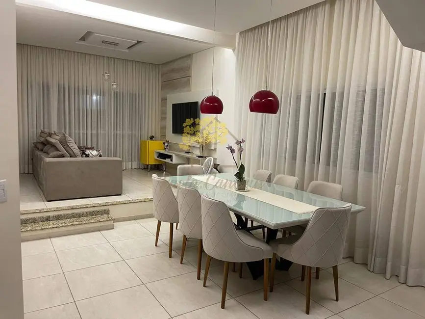 Foto 1 de Casa de Condomínio com 3 quartos à venda, 267m2 em Cacapava - SP