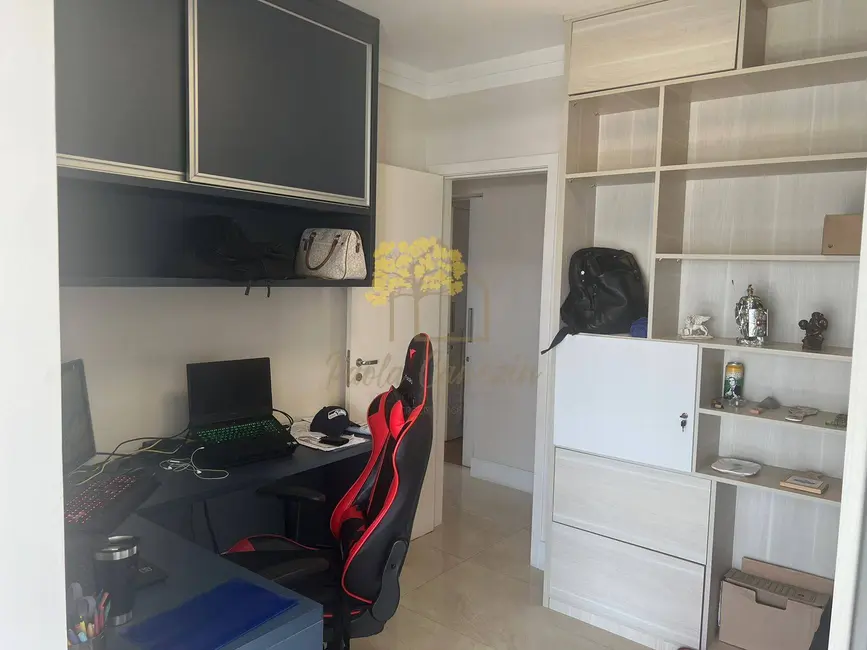Apartamento com 3 quartos à venda e para alugar, 152m2 em Sao Jose Dos Campos - SP - imagem 4 Foto 4 de Apartamento com 3 quartos à venda e para alugar, 152m2 em Sao Jose Dos Campos - SP