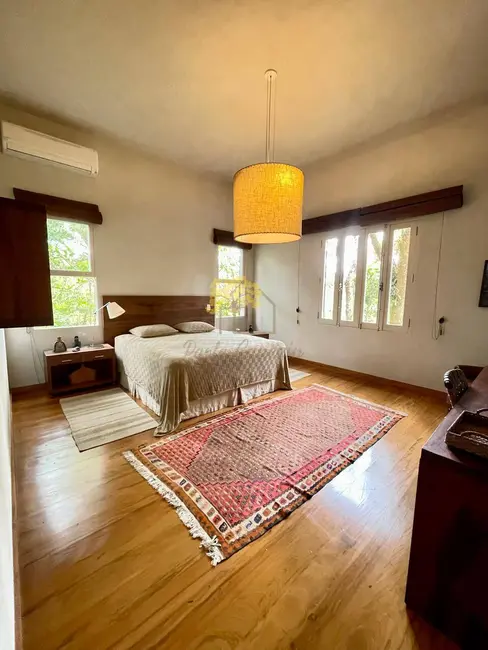 Foto 9 de Sítio / Rancho com 10 quartos à venda, 450m2 em Sao Jose Dos Campos - SP