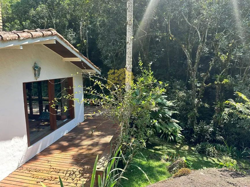 Chácara com 2 quartos à venda, 150m2 em Sao Jose Dos Campos - SP - imagem 6 Foto 6 de Chácara com 2 quartos à venda, 150m2 em Sao Jose Dos Campos - SP