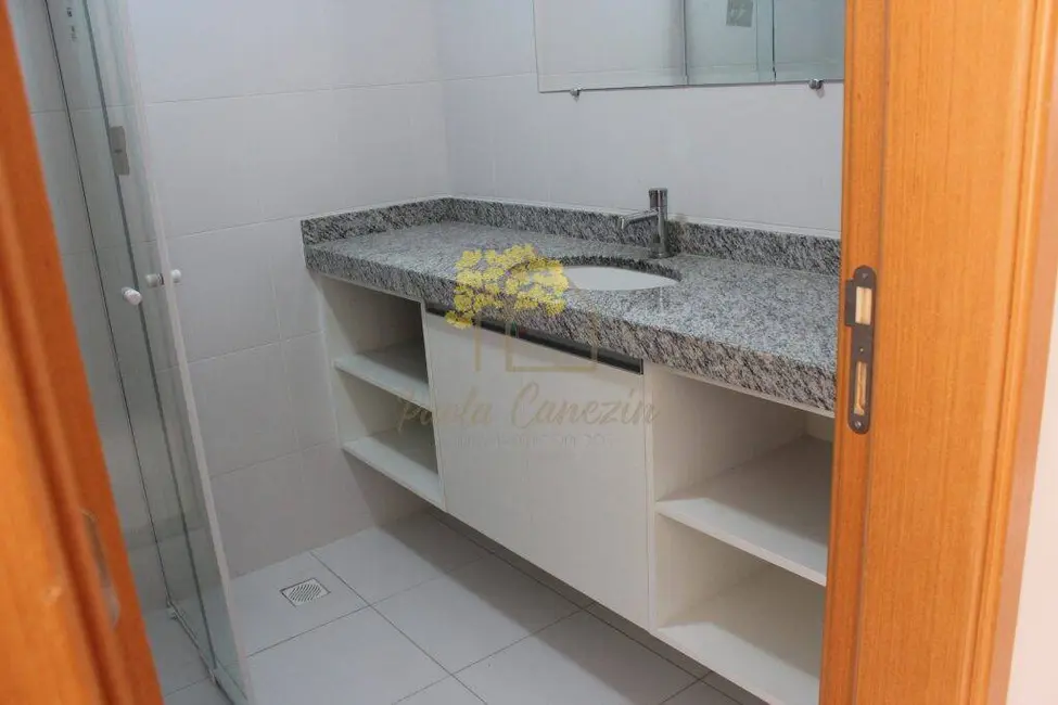 Foto 5 de Apartamento com 2 quartos para alugar, 68m2 em Centro, Jacarei - SP