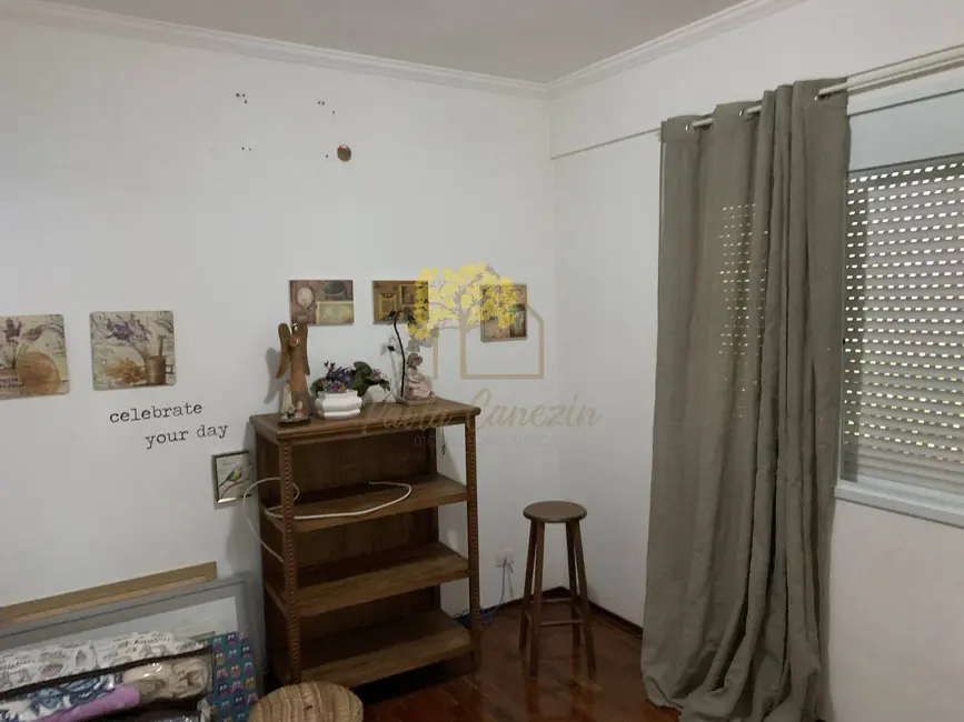 Foto 6 de Casa com 4 quartos à venda, 250m2 em Sao Jose Dos Campos - SP