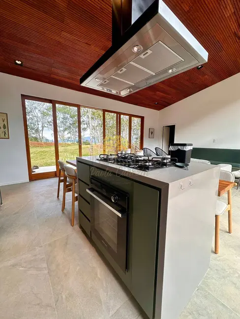 Foto 8 de Chácara com 3 quartos à venda, 250m2 em Sao Jose Dos Campos - SP