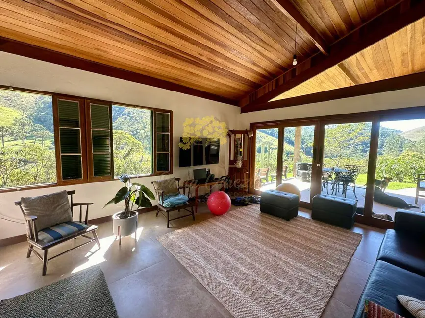 Foto 9 de Sítio / Rancho com 2 quartos à venda, 210m2 em Sao Jose Dos Campos - SP