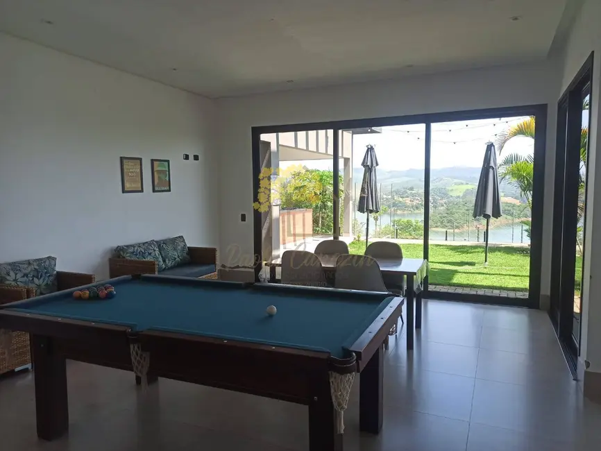 Casa de Condomínio com 4 quartos à venda, 300m2 em Igarata - SP - imagem 4 Foto 4 de Casa de Condomínio com 4 quartos à venda, 300m2 em Igarata - SP