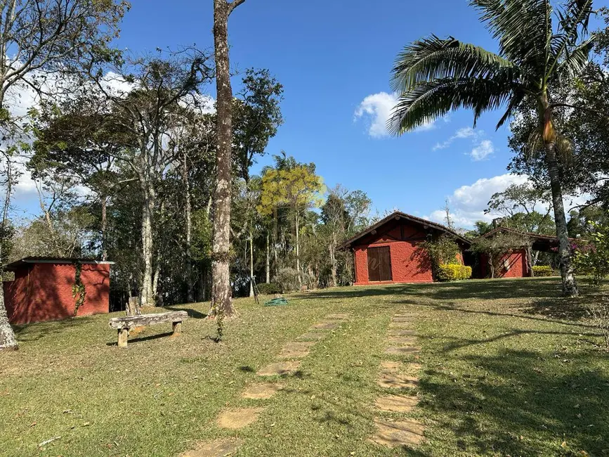 Foto 7 de Sítio / Rancho com 3 quartos à venda, 250m2 em Sao Jose Dos Campos - SP