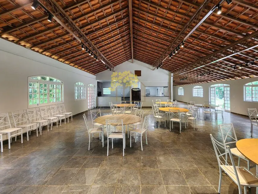 Chácara com 3 quartos à venda em Sao Jose Dos Campos - SP - imagem 4 Foto 4 de Chácara com 3 quartos à venda em Sao Jose Dos Campos - SP