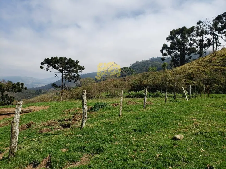 Terreno / Lote à venda, 109m2 em Centro, Goncalves - MG - imagem 6 Foto 6 de Terreno / Lote à venda, 109m2 em Centro, Goncalves - MG