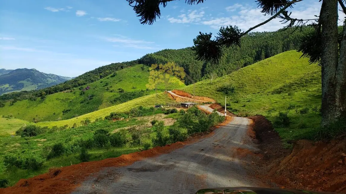 Terreno / Lote à venda, 109m2 em Centro, Goncalves - MG - imagem 3 Foto 3 de Terreno / Lote à venda, 109m2 em Centro, Goncalves - MG