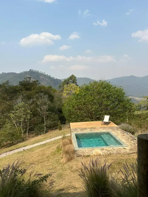 Casa com 3 quartos para alugar em Sao Jose Dos Campos - SP - imagem 9 Foto 9 de Casa com 3 quartos para alugar em Sao Jose Dos Campos - SP