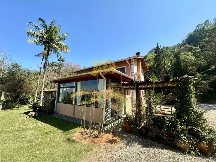Foto 1 de Casa com 5 quartos à venda, 200m2 em Sao Jose Dos Campos - SP