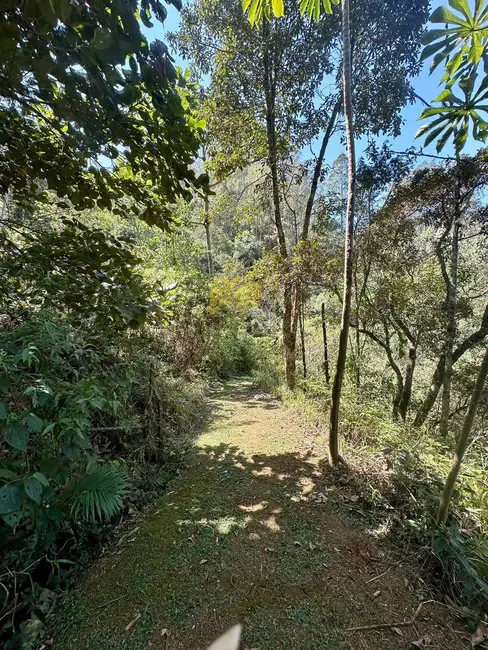 Casa com 5 quartos à venda, 200m2 em Sao Jose Dos Campos - SP - imagem 4 Foto 4 de Casa com 5 quartos à venda, 200m2 em Sao Jose Dos Campos - SP