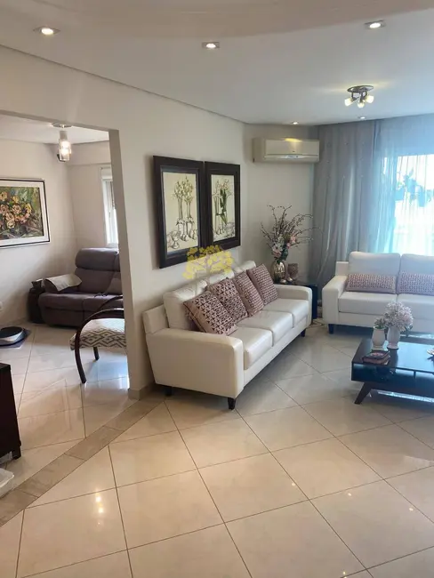 Foto 3 de Apartamento com 4 quartos à venda, 208m2 em Sao Jose Dos Campos - SP