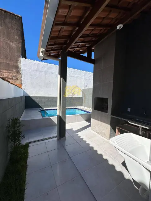 Foto 4 de Casa com 2 quartos à venda, 56m2 em Itanhaem - SP