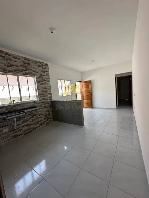 Foto 1 de Casa com 2 quartos à venda, 56m2 em Itanhaem - SP