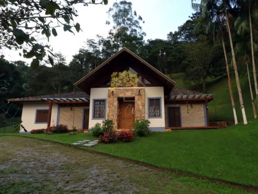 Foto 2 de Chácara com 4 quartos à venda, 200m2 em Sao Jose Dos Campos - SP