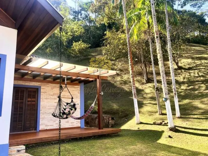 Foto 4 de Chácara com 4 quartos à venda, 200m2 em Sao Jose Dos Campos - SP