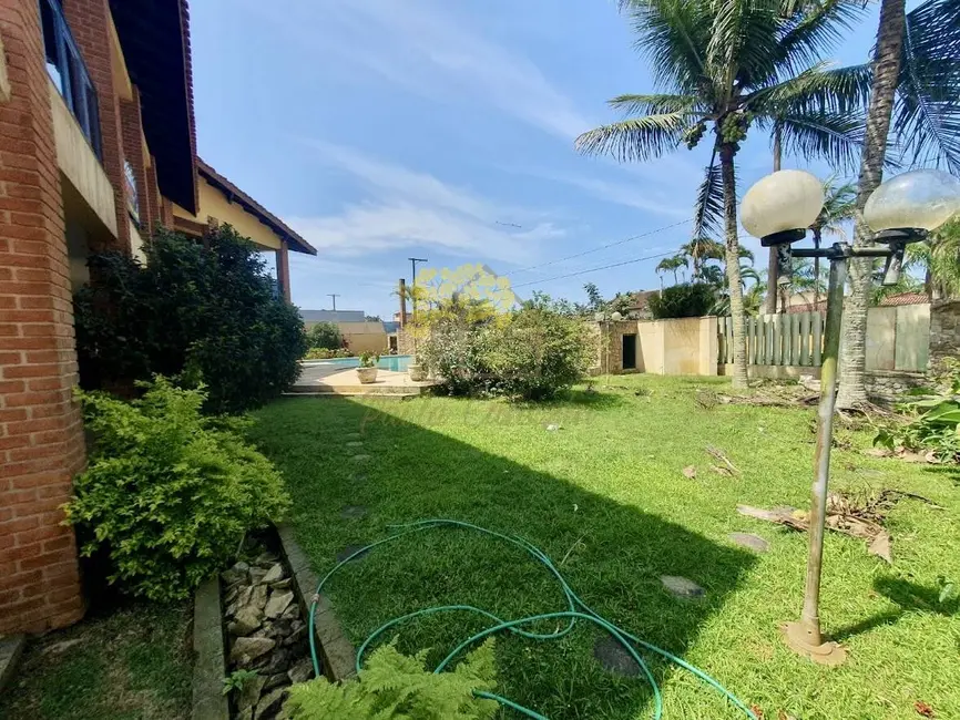 Foto 3 de Casa com 7 quartos à venda, 436m2 em Itanhaem - SP