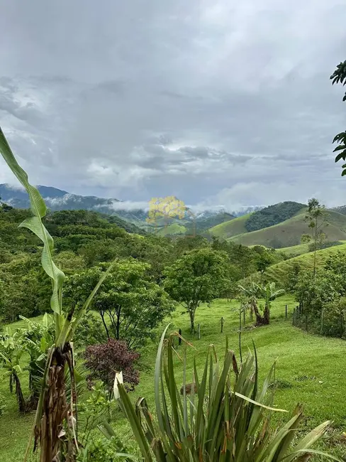 Foto 3 de Sítio / Rancho com 6 quartos à venda, 500m2 em Sao Jose Dos Campos - SP