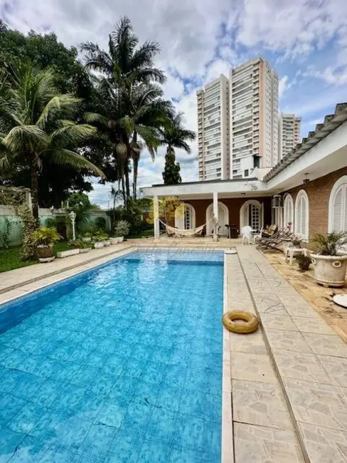 Foto 5 de Casa com 6 quartos à venda, 250m2 em Sao Jose Dos Campos - SP