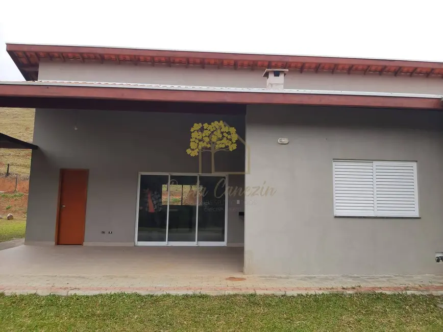 Chácara com 3 quartos à venda, 190m2 em Sao Jose Dos Campos - SP - imagem 2 Foto 2 de Chácara com 3 quartos à venda, 190m2 em Sao Jose Dos Campos - SP