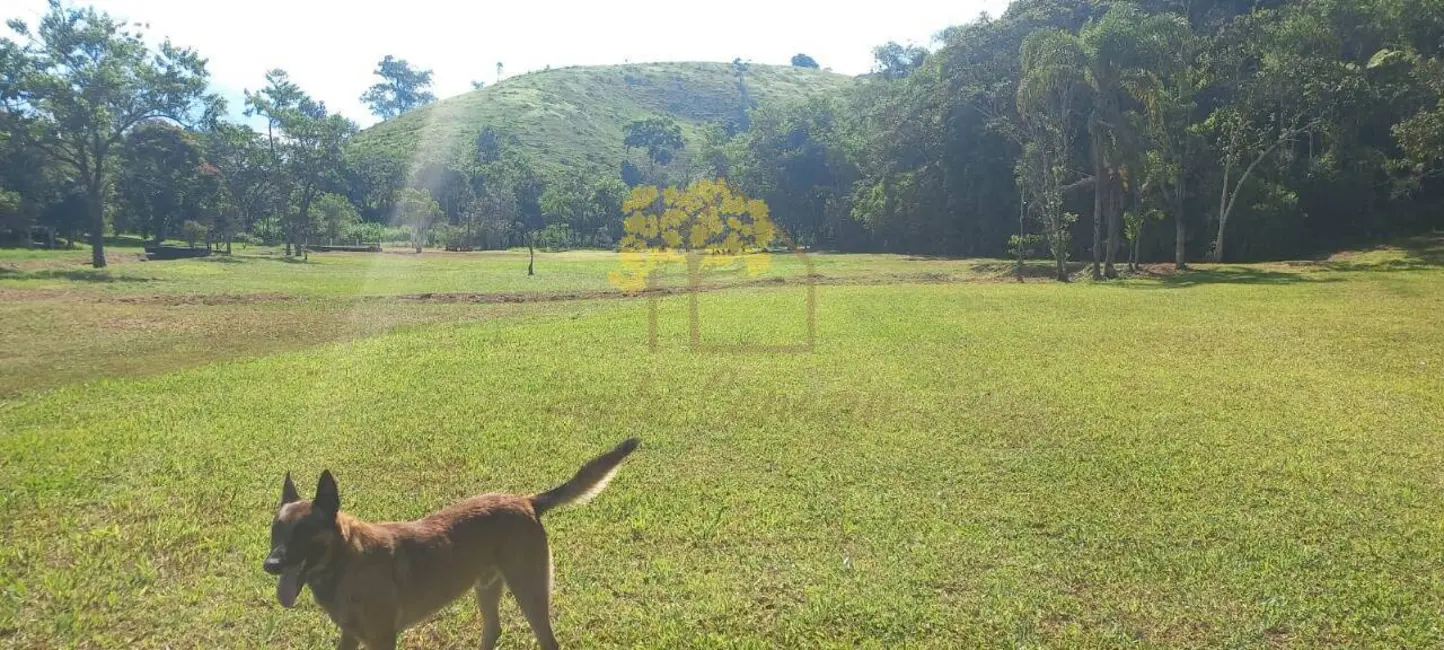 Foto 6 de Chácara com 4 quartos à venda em Sao Jose Dos Campos - SP