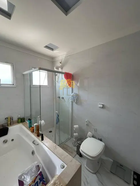 Casa de Condomínio com 4 quartos à venda e para alugar, 400m2 em Sao Jose Dos Campos - SP - imagem 9 Foto 9 de Casa de Condomínio com 4 quartos à venda e para alugar, 400m2 em Sao Jose Dos Campos - SP