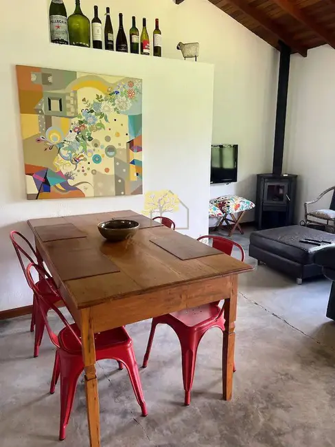Sítio / Rancho com 3 quartos à venda e para alugar, 110m2 em Sao Jose Dos Campos - SP - imagem 9 Foto 9 de Sítio / Rancho com 3 quartos à venda e para alugar, 110m2 em Sao Jose Dos Campos - SP