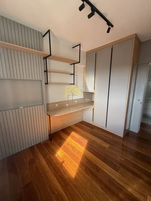 Apartamento com 3 quartos para alugar, 125m2 em Sao Jose Dos Campos - SP - imagem 9 Foto 9 de Apartamento com 3 quartos para alugar, 125m2 em Sao Jose Dos Campos - SP