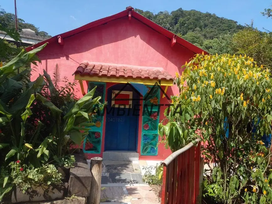 Foto 1 de Casa com 2 quartos à venda, 860m2 em Cidade Jardim, Caraguatatuba - SP