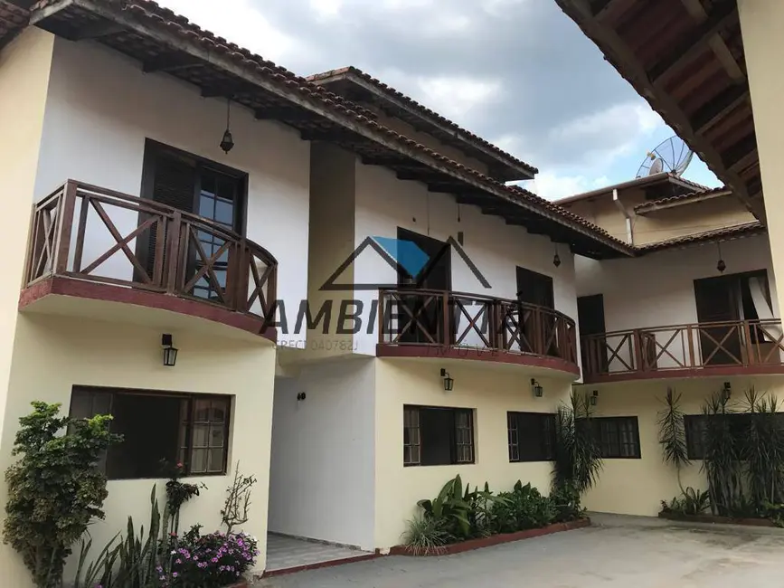 Foto 1 de Casa para alugar em Loteamento Balneário Camburi, Caraguatatuba - SP