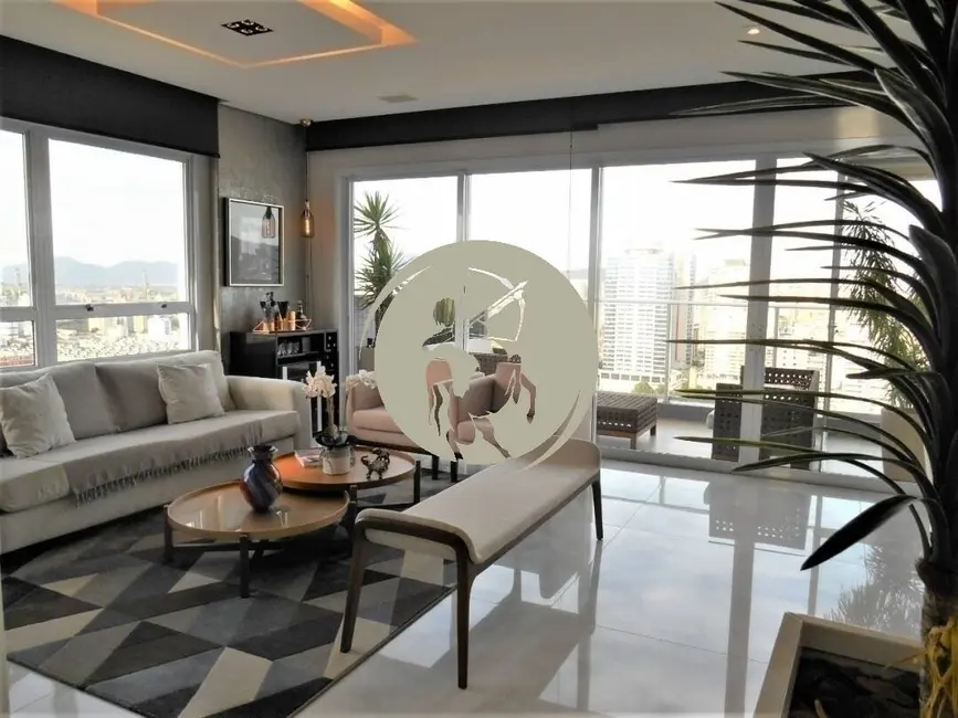 Foto 1 de Apartamento com 4 quartos à venda, 270m2 em Embaré, Santos - SP