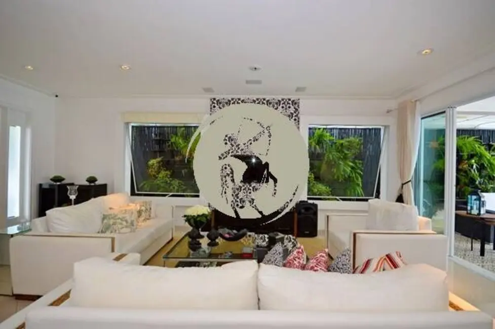 Casa de Condomínio com 4 quartos à venda, 420m2 em Jardim Acapulco, Guaruja - SP - imagem 7 Foto 7 de Casa de Condomínio com 4 quartos à venda, 420m2 em Jardim Acapulco, Guaruja - SP