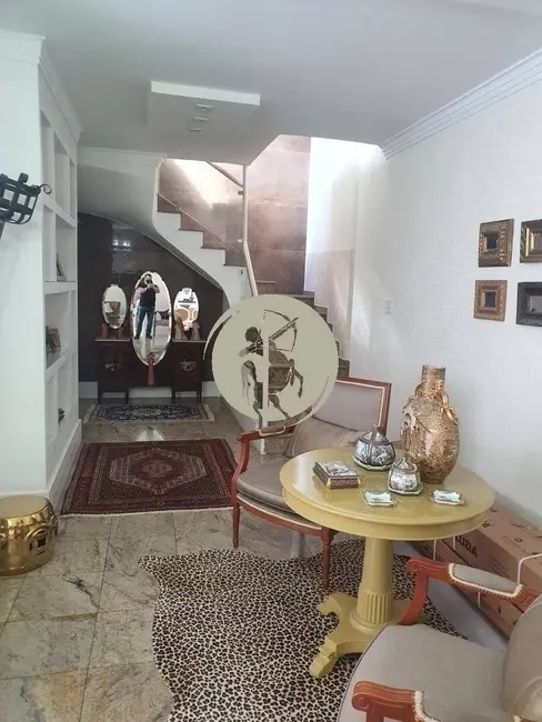 Cobertura com 4 quartos à venda, 297m2 em Gonzaga, Santos - SP - imagem 4 Foto 4 de Cobertura com 4 quartos à venda, 297m2 em Gonzaga, Santos - SP