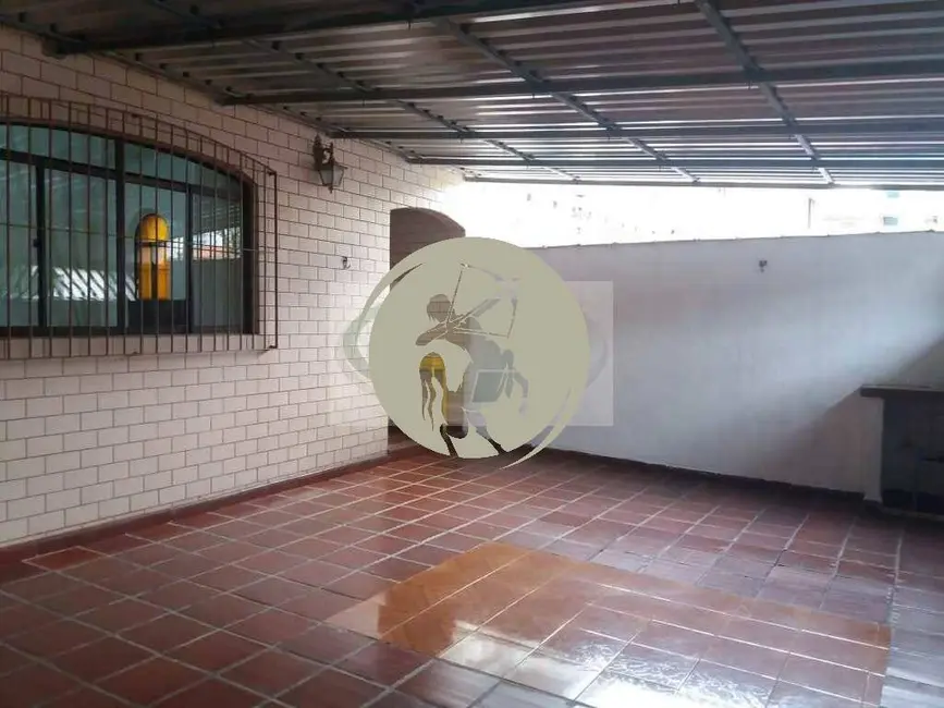 Casa com 3 quartos à venda, 174m2 em Marapé, Santos - SP - imagem 3 Foto 3 de Casa com 3 quartos à venda, 174m2 em Marapé, Santos - SP