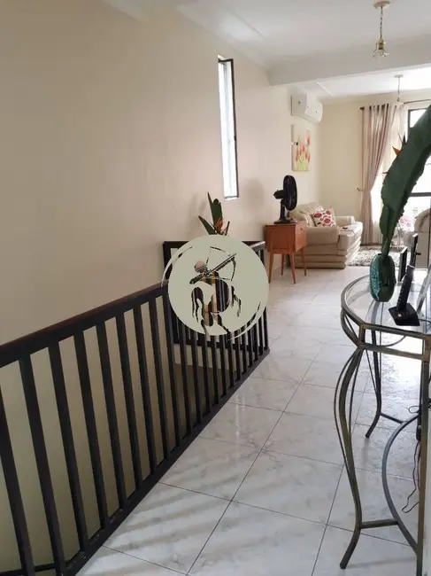 Foto 8 de Casa com 3 quartos à venda, 150m2 em Marapé, Santos - SP