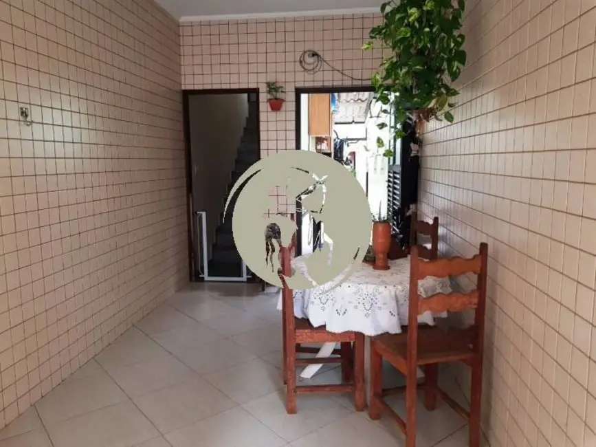 Foto 3 de Casa com 3 quartos à venda, 150m2 em Marapé, Santos - SP