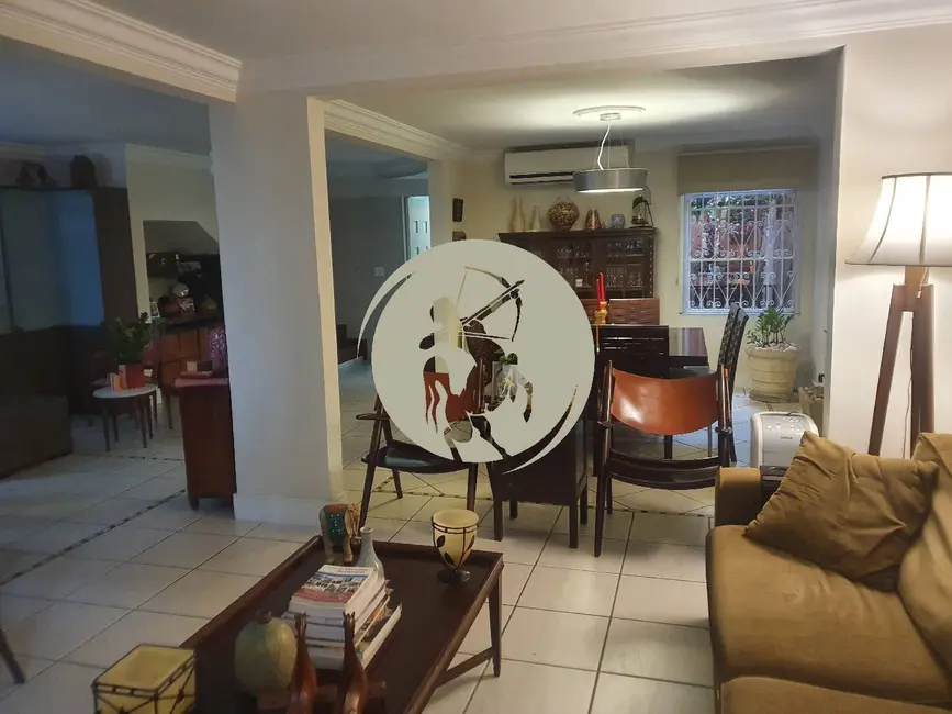 Casa com 3 quartos à venda, 170m2 em Pompéia, Santos - SP - imagem 3 Foto 3 de Casa com 3 quartos à venda, 170m2 em Pompéia, Santos - SP