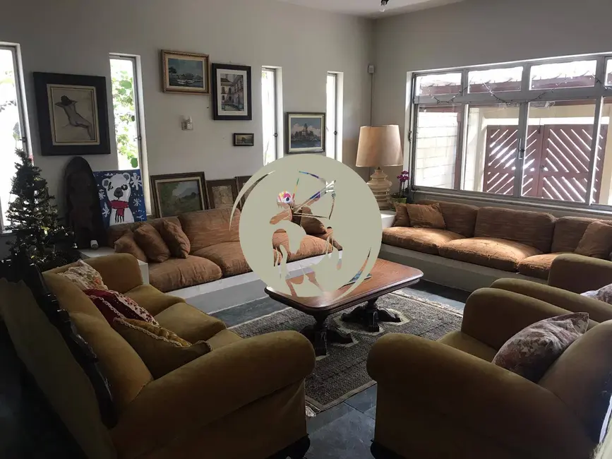 Casa com 3 quartos à venda, 280m2 em Gonzaga, Santos - SP - imagem 2 Foto 2 de Casa com 3 quartos à venda, 280m2 em Gonzaga, Santos - SP