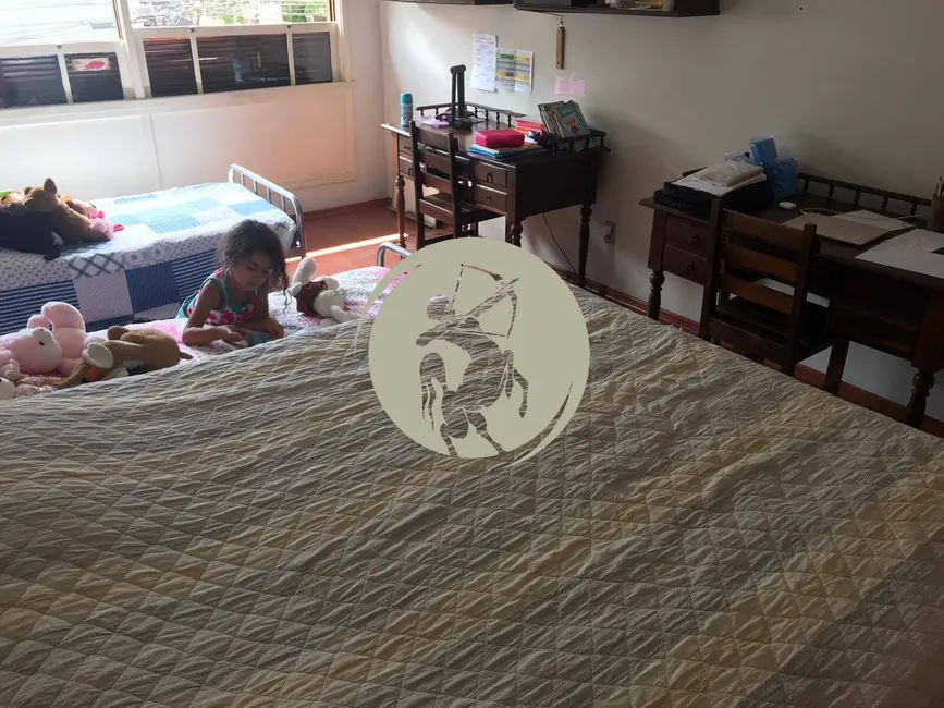 Casa com 3 quartos à venda, 280m2 em Gonzaga, Santos - SP - imagem 9 Foto 9 de Casa com 3 quartos à venda, 280m2 em Gonzaga, Santos - SP