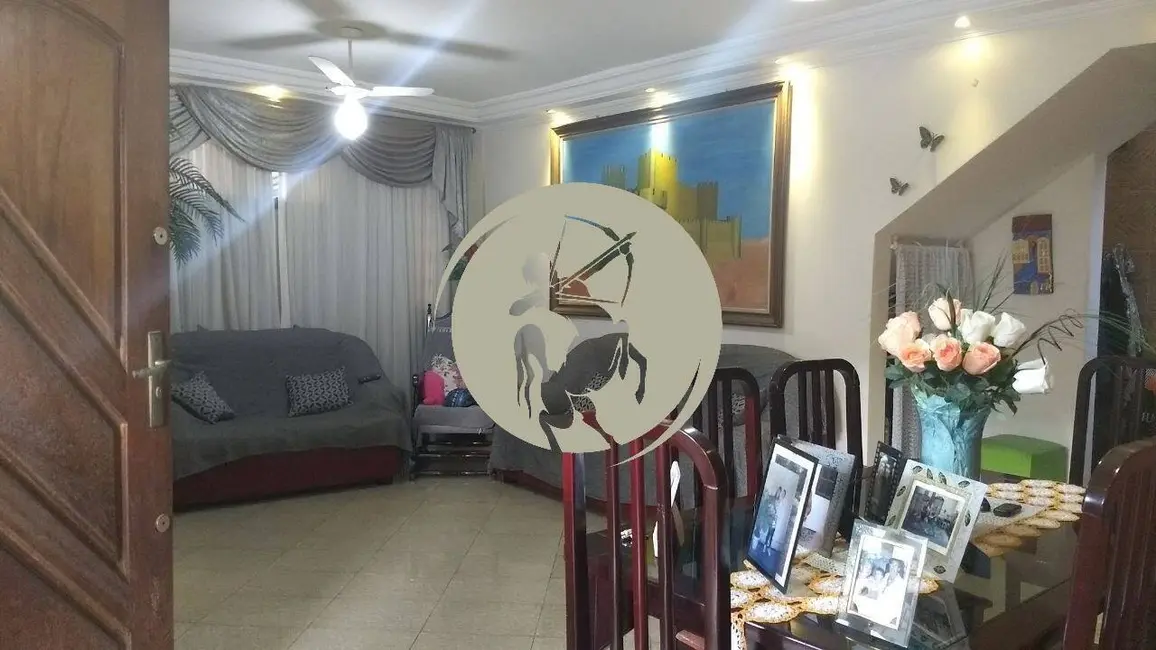 Casa com 4 quartos à venda, 150m2 em Ponta da Praia, Santos - SP - imagem 2 Foto 2 de Casa com 4 quartos à venda, 150m2 em Ponta da Praia, Santos - SP