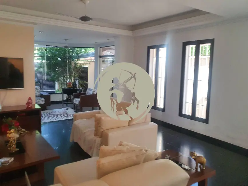 Sobrado com 3 quartos à venda, 250m2 em José Menino, Santos - SP - imagem 9 Foto 9 de Sobrado com 3 quartos à venda, 250m2 em José Menino, Santos - SP