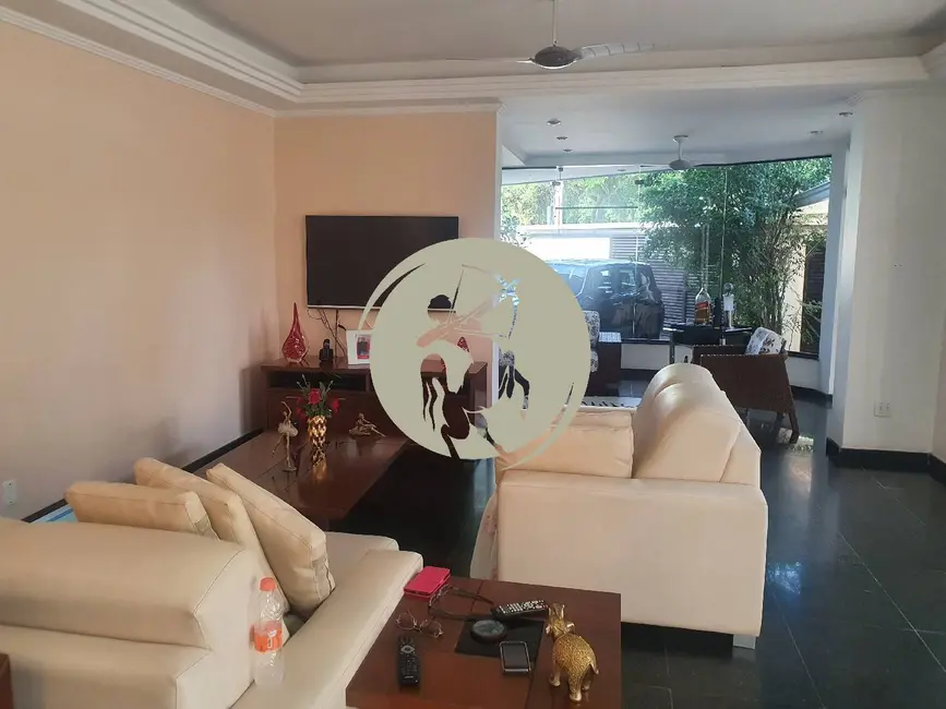 Sobrado com 3 quartos à venda, 250m2 em José Menino, Santos - SP - imagem 6 Foto 6 de Sobrado com 3 quartos à venda, 250m2 em José Menino, Santos - SP